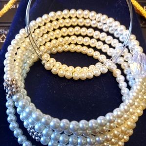 Pearl memory bracelet and earring set